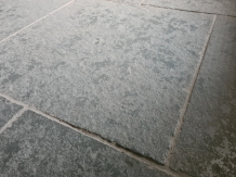 Castle Stone Grey 60x60x2,2 cm Semi Honed Verouderd