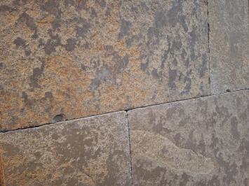 Castle Stone Beige Antique 60x60 cm Semi Honed