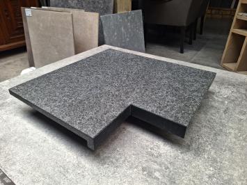Zwembadrand Basalt 50x35x2/4 cm haakse neus gezoet