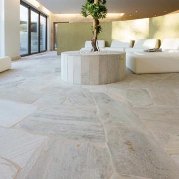 Brasil White Flagstones dunformaat 1,5-3 cm dik