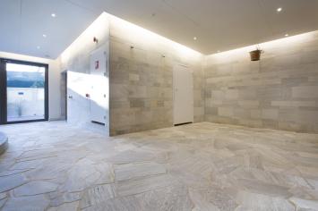 Brasil White Flagstones dunformaat 1,5-3 cm dik